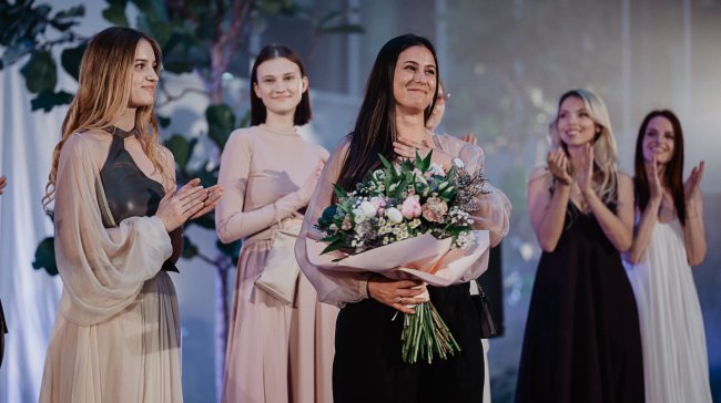 Fashion show Sandry Švédové ukázala dobrý vkus i smyslnou ženskost